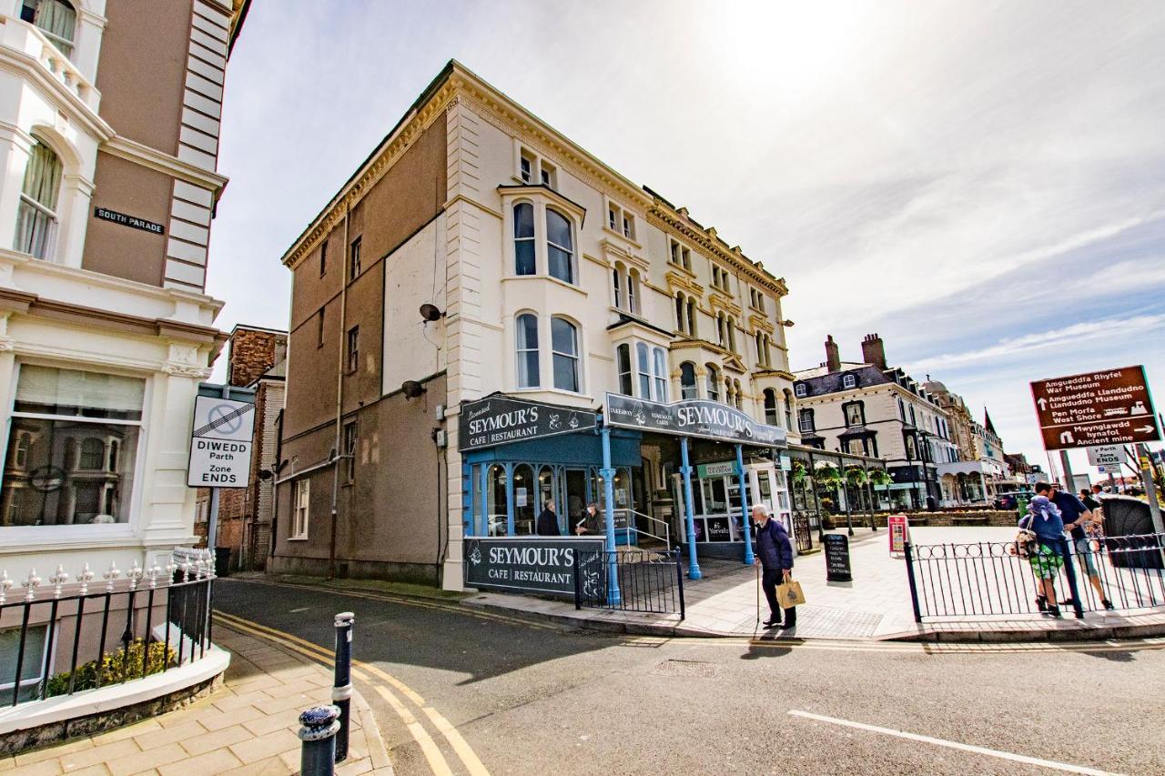 Montague House Apartments Llandudno Exterior photo